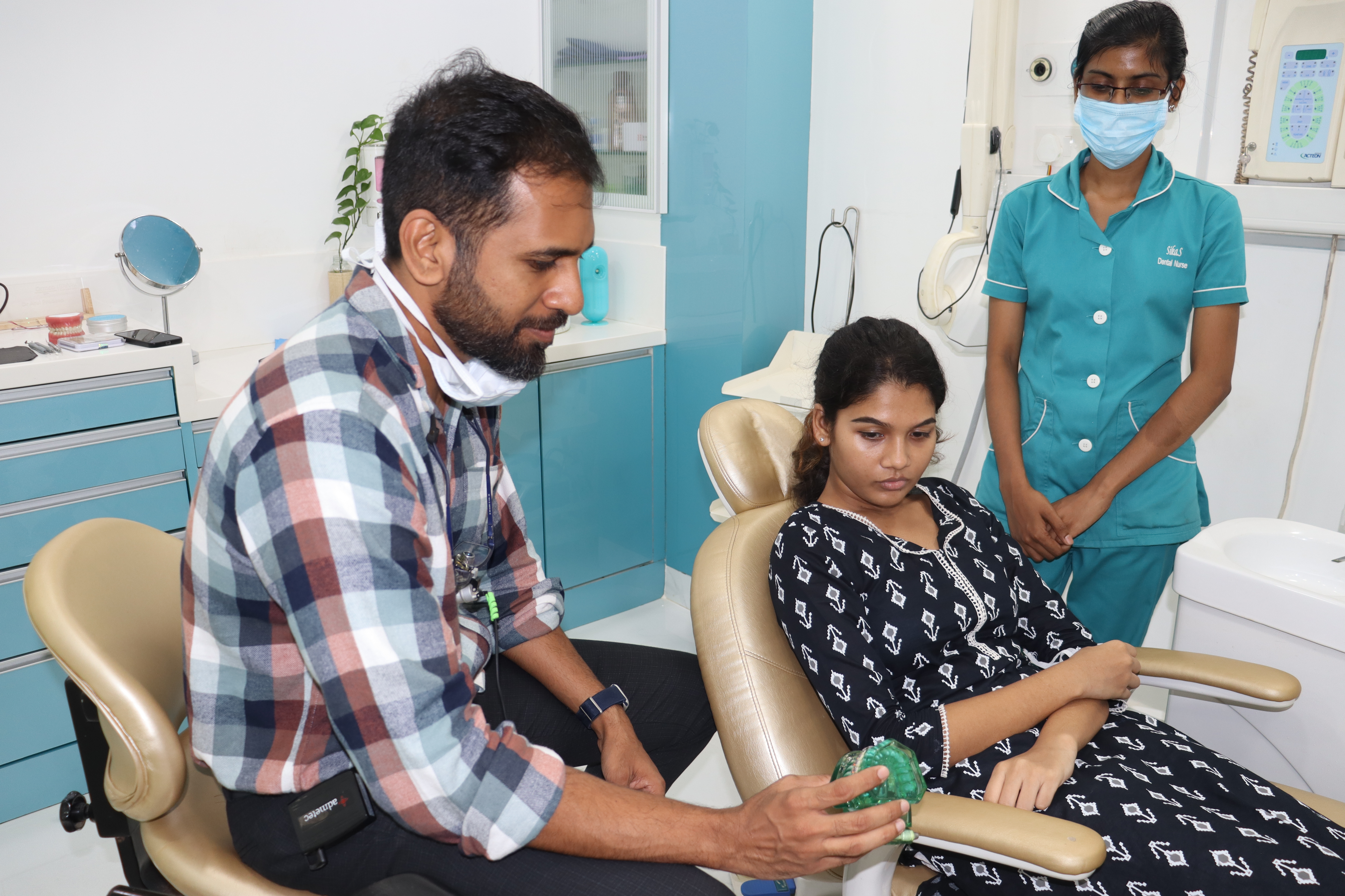 Dr. Arul Pradeep – Orthodontic Specialist